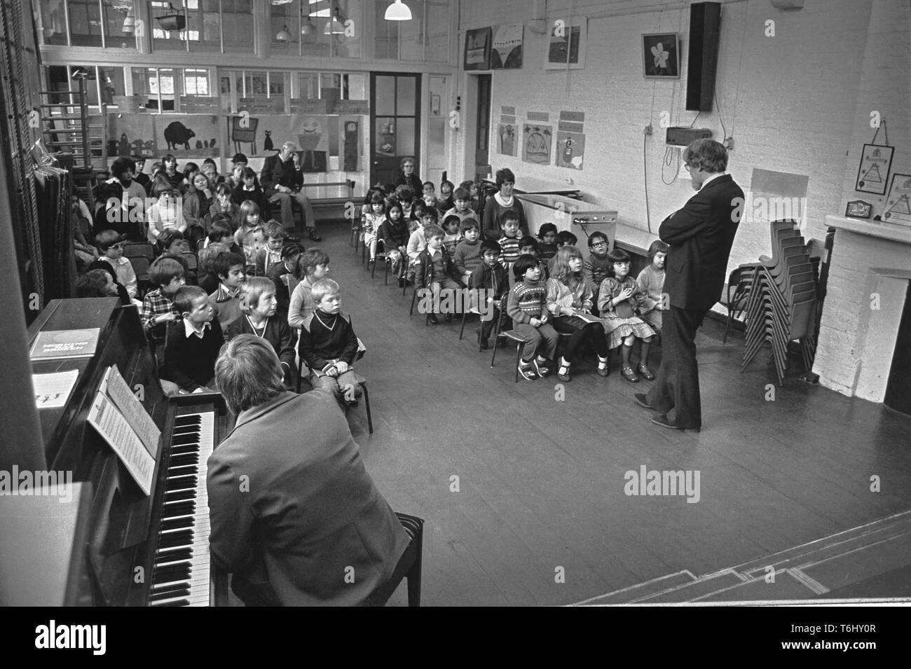 8/6 Tour des hameaux de l'école primaire St Matthias 1979 Banque D'Images