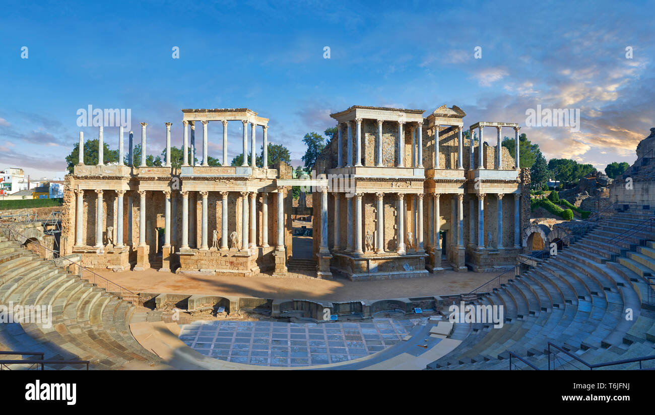 Théâtre romain de la colonie romaine d'Emerita Augusta (Mérida) consacré par le consul Marcus Vipsanius Agrippa et construit en 15BC, Merida Espagne Banque D'Images