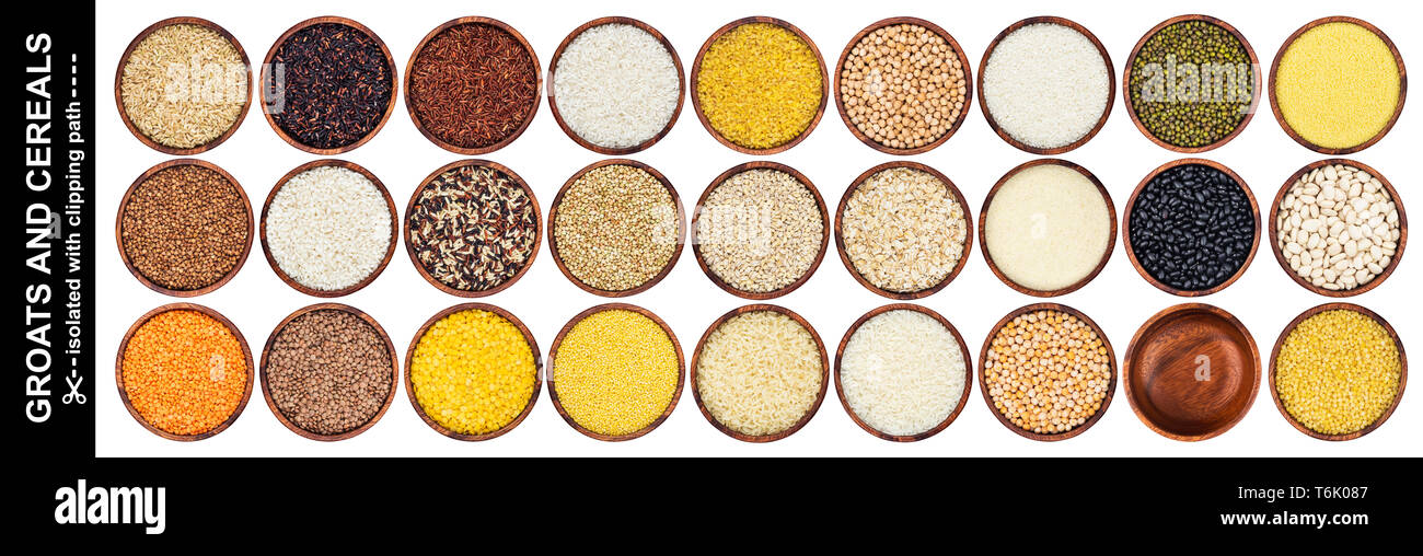 Différentes céréales, grains et flocons isolé sur fond blanc avec chemin de détourage, vue du dessus Banque D'Images