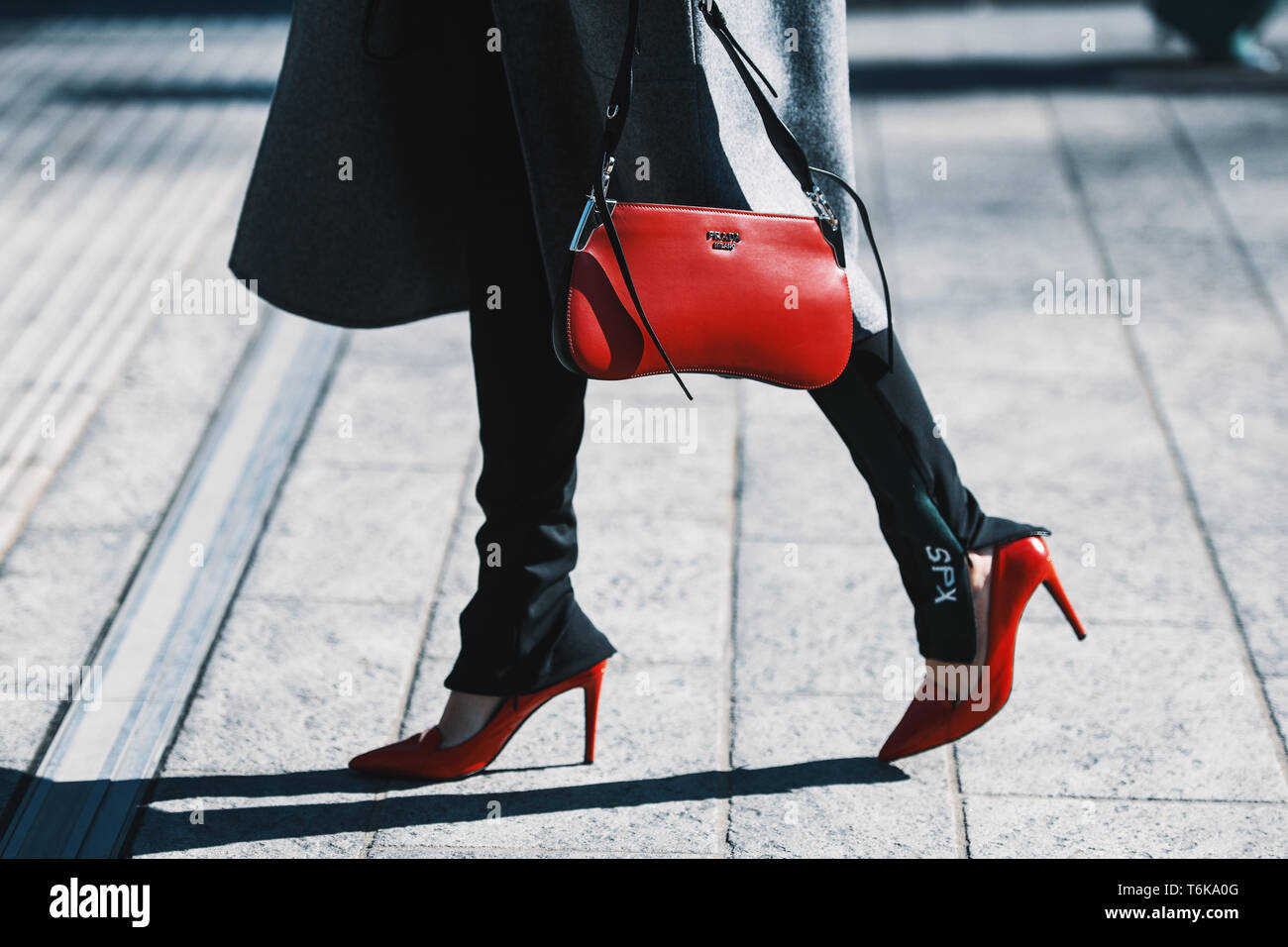 Milan, Italie - 22 février 2019 - Street Style : sac à main Prada après un  défilé de mode pendant la Fashion Week de Milan - MFWFW19 Photo Stock -  Alamy