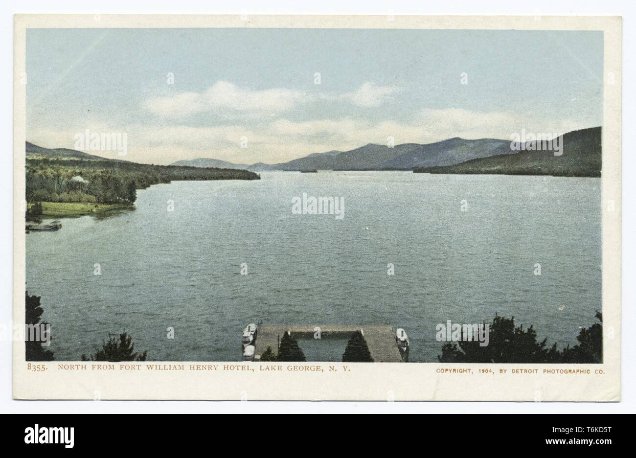 Detroit Publishing Company vintage carte postale représentant le nord de l'afficher à partir de Fort William Henry Hotel à Lake George, New York, 1914. À partir de la Bibliothèque publique de New York. () Banque D'Images