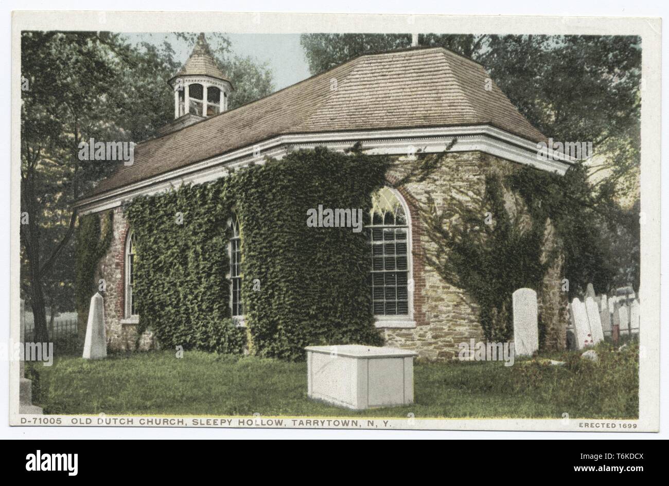 Detroit Publishing Company vintage carte postale de vieille église hollandaise, Sleepy Hollow, Tarrytown, New York, 1914. À partir de la Bibliothèque publique de New York. () Banque D'Images