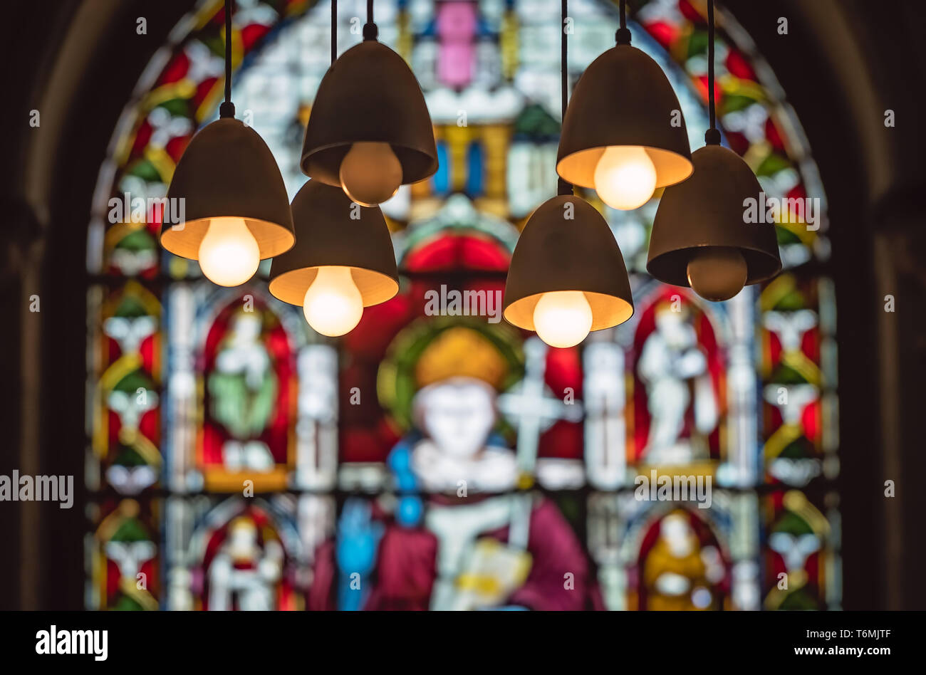 La fenêtre de l'église vitraux victoriens Banque D'Images