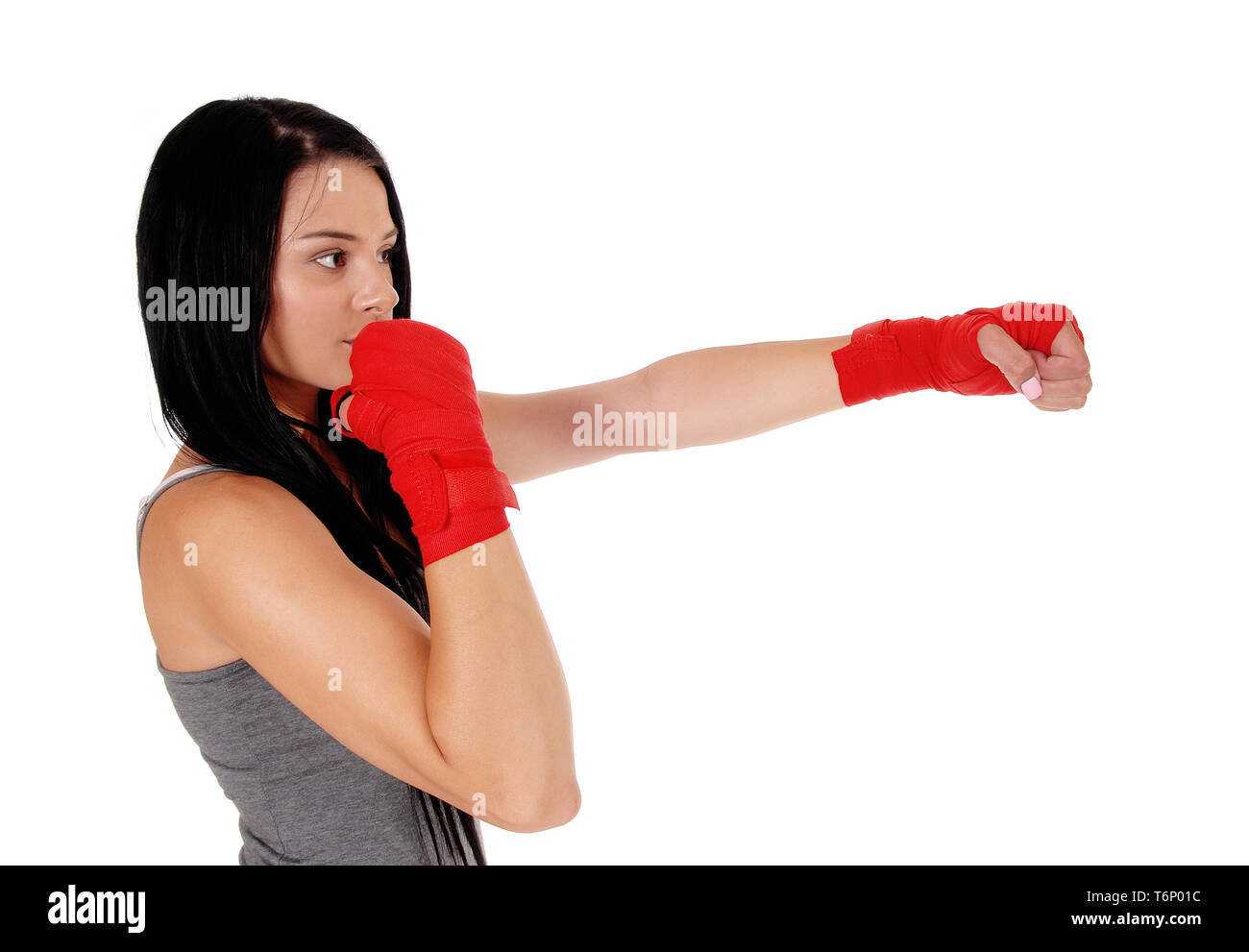 Femme prête pour kick boxing avec brandi mains Banque D'Images