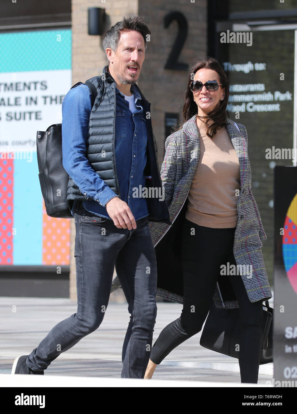 Andrea McLean et Nick Feeney hors studios ITV Avec : Andrea McLean, Nick Feeney Où : London, Royaume-Uni Quand : 01 Avr 2019 Crédit : Rocky/WENN.com Banque D'Images