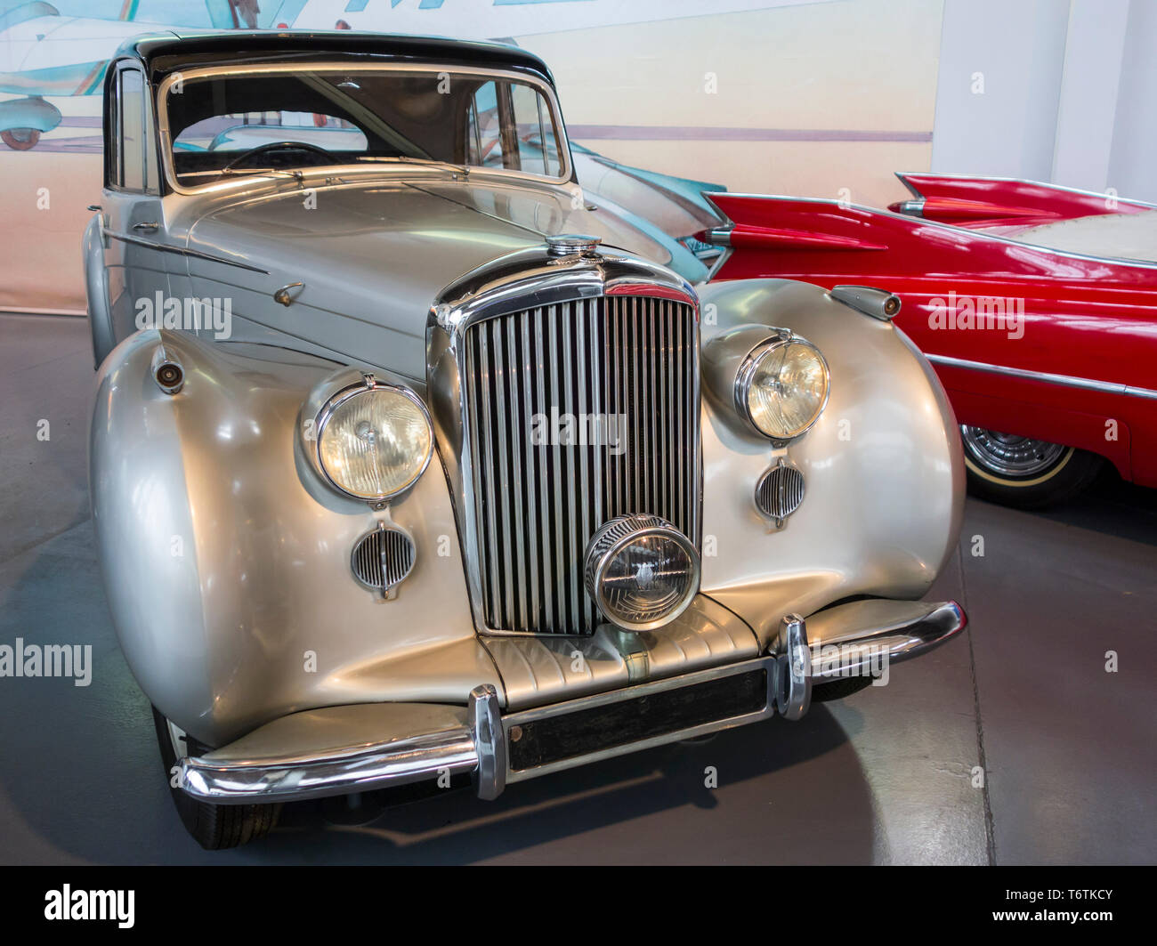 1948 Bentley MK VI (4 portes berline sport acier standard voiture classique à l'Autoworld, musée de l'automobile à Bruxelles, Belgique Banque D'Images