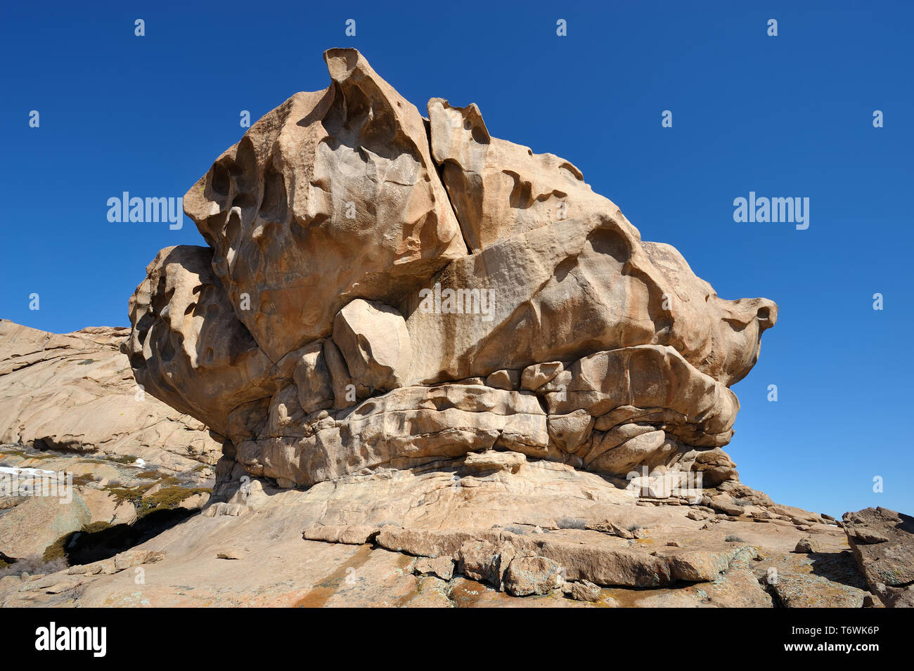 Les roches dans Bektau-Ata plateau en pierre, Kazakhstan Banque D'Images