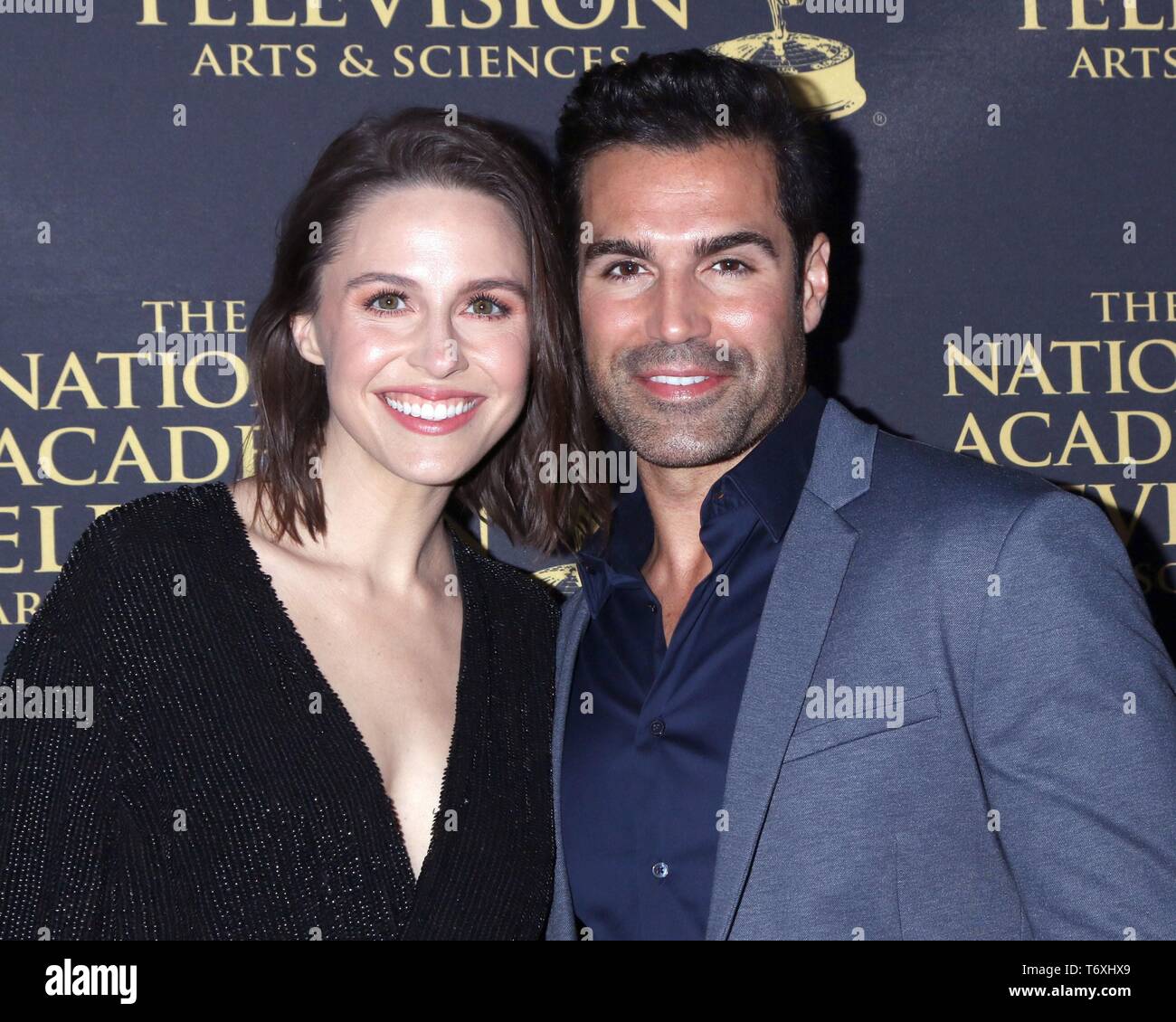 Los Angeles, CA, USA. 1er mai 2019. Vilasuso Kaitlin Riley, Jordi Vilasuso aux arrivées pour 2019 Daytime Emmy Awards prête-nom, la réception Château vert, Los Angeles, CA le 1 mai 2019. Credit : Priscilla Grant/Everett Collection/Alamy Live News Banque D'Images