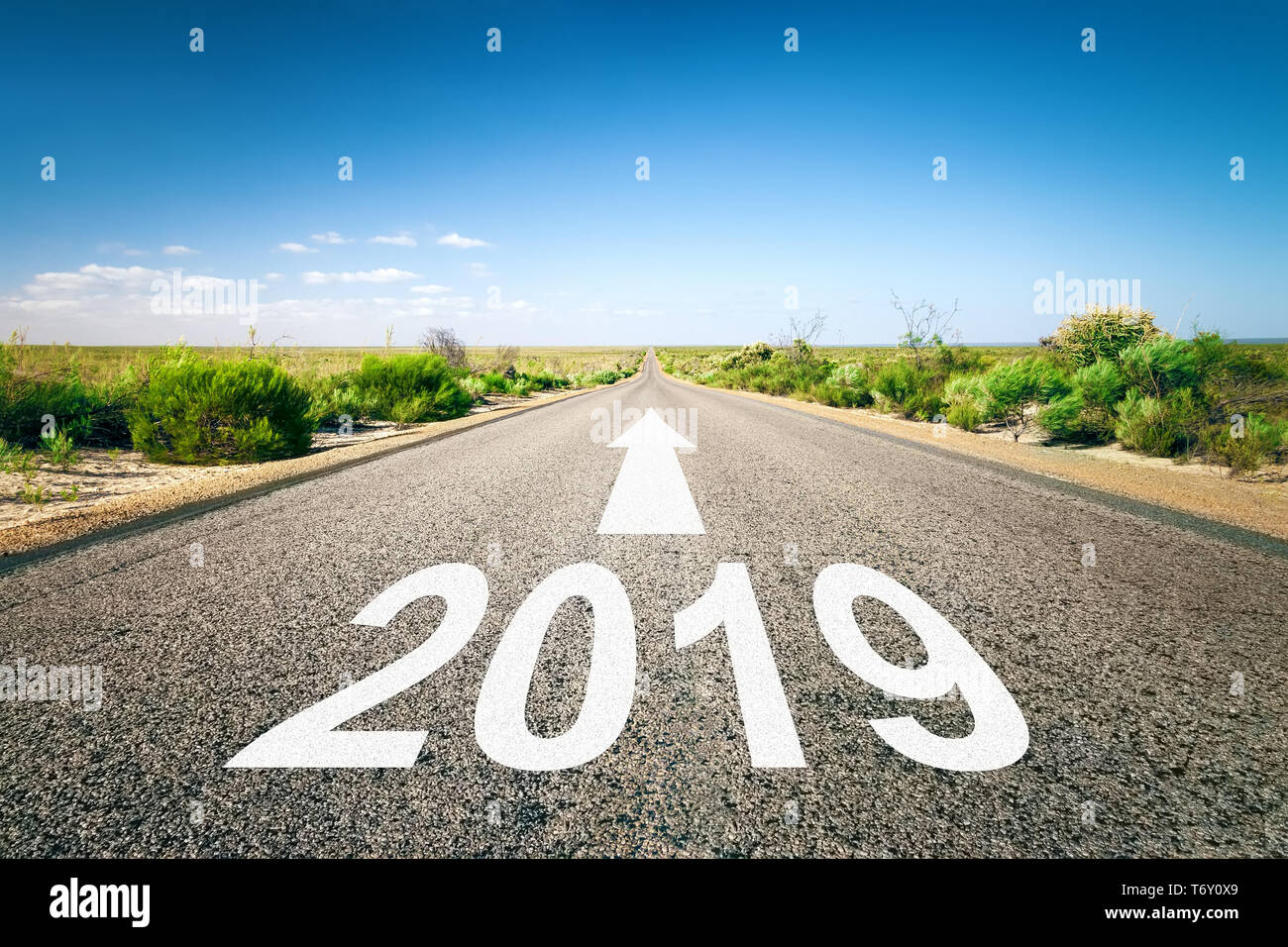 Route de l'année 2019 Nouvelles de l'horizon Banque D'Images