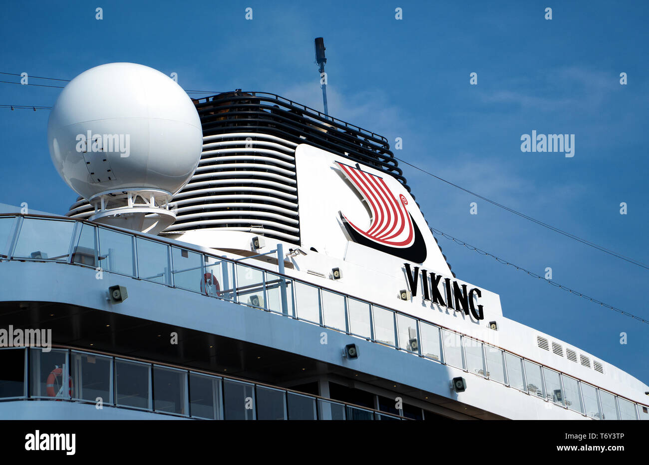 Le logo de la société pour Viking Ocean Cruises Viking sur Sky. Banque D'Images