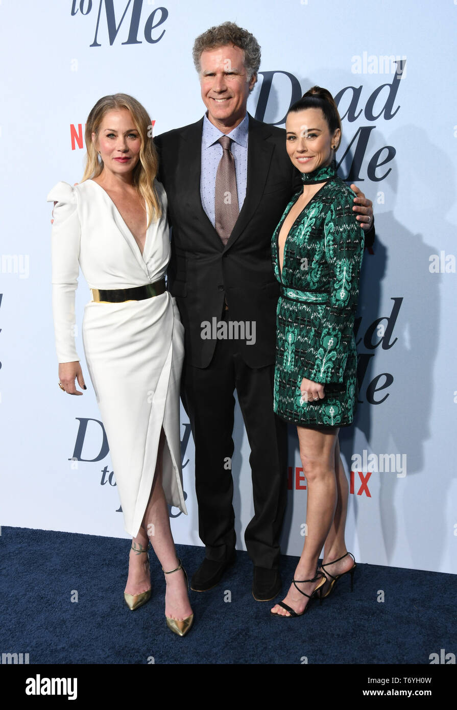 2 mai 2019 - Santa Monica, Californie, États-Unis - 02 mai 2019 - Santa Monica, Californie - Christina Applegate, Will Ferrell, Linda Cardellini. Le ''Dead Netflix à Moi'' Los Angeles Premiere tenue au stade de large. Crédit photo : Birdie Thompson/AdMedia (crédit Image : © Birdie Thompson/AdMedia via Zuma sur le fil) Banque D'Images