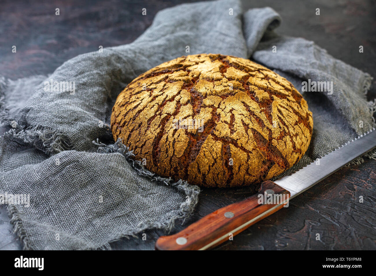 Finlandais artisanale pain de seigle. Banque D'Images