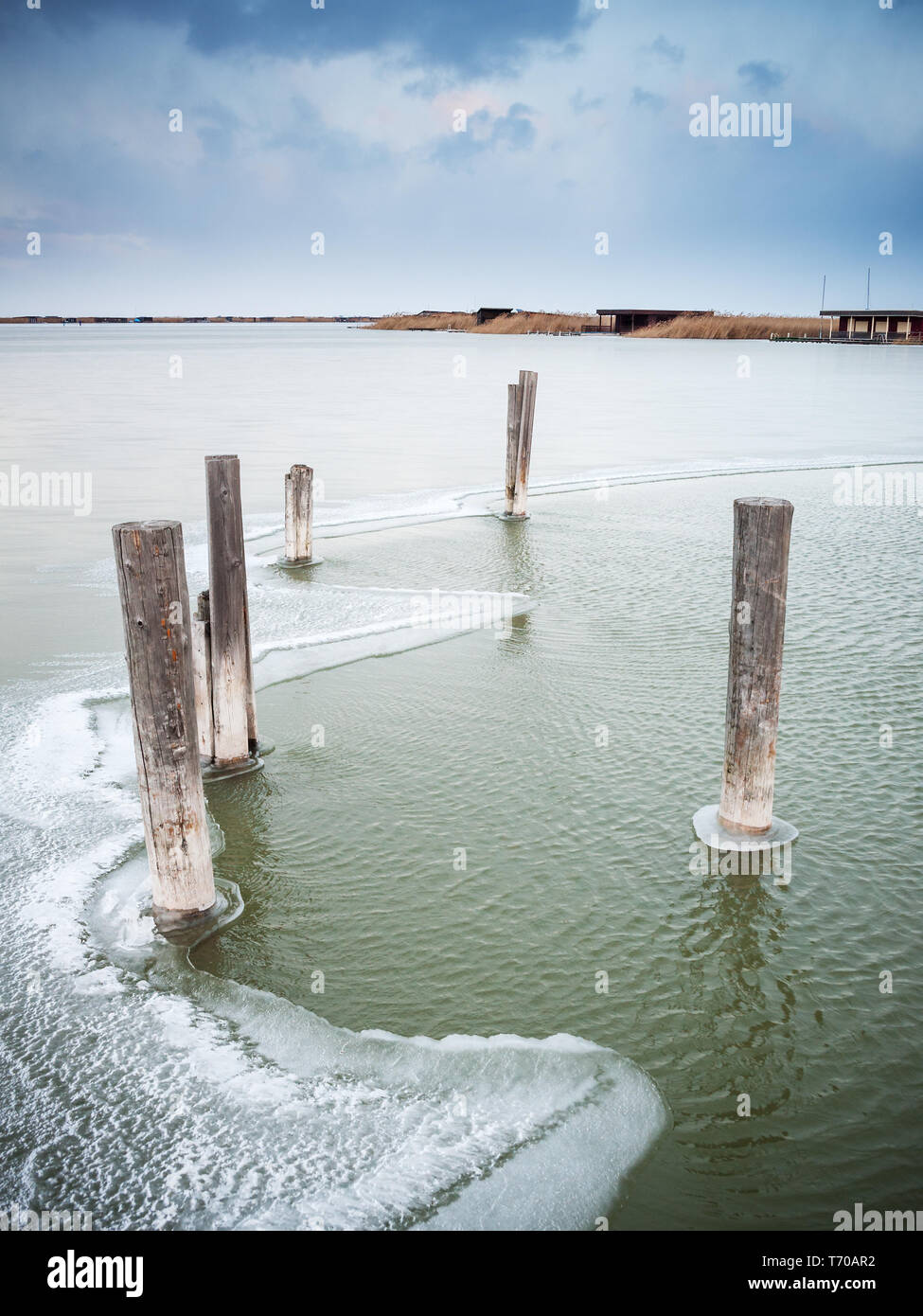 L'eau gelée sur le lac Banque D'Images
