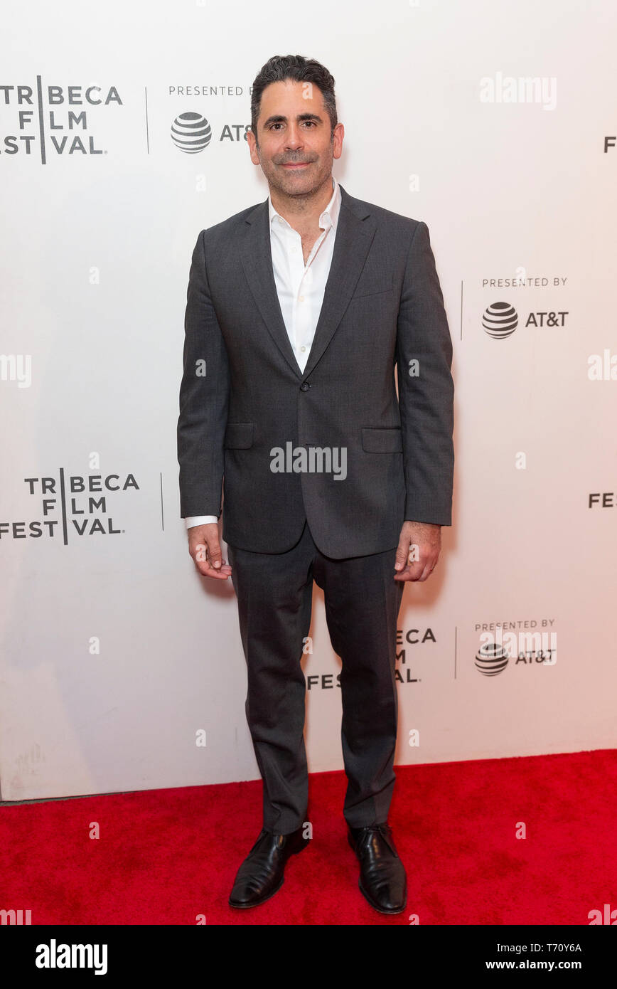 New York, États-Unis. 09Th Mai, 2019. Ara Keshishian assiste à la première de très méchants, scandaleusement mal et Vile film durant le Festival du film de Tribeca à Stella Artois Theatre au CCMB CCU RECOMMANDE Crédit : Lev Radin/Pacific Press/Alamy Live News Banque D'Images