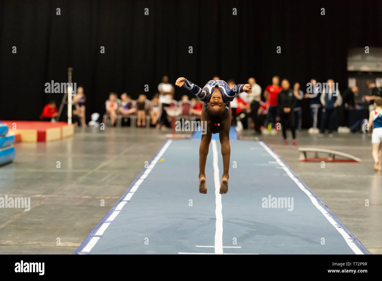 Telford, England, UK. 27 avril, 2018. Kwaama Sensie (Saphir Gymnastics Club) en action au cours de séries 1 à l'Telford International Centre, Telford, Royaume-Uni. Banque D'Images