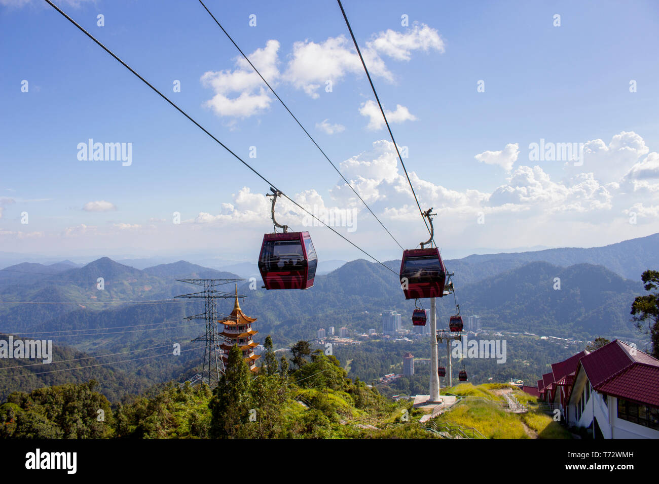 Nouveau téléphérique à Genting Highlands transportant passagers en Malaisie. Banque D'Images