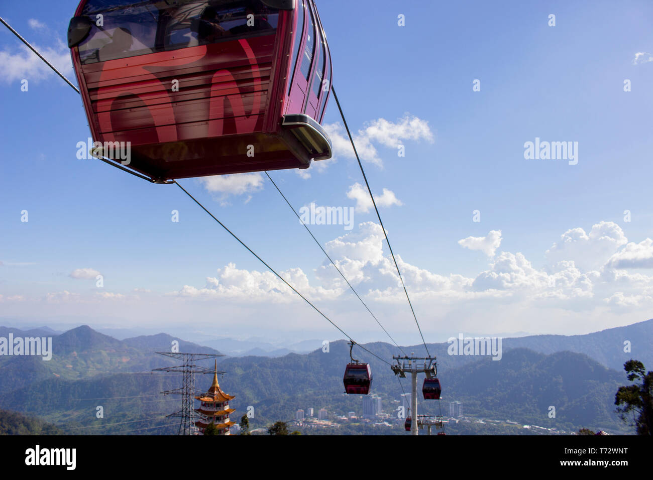 Nouveau téléphérique à Genting Highlands transportant passagers en Malaisie. Banque D'Images