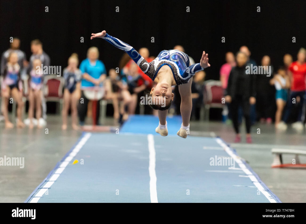 Telford, England, UK. 27 avril, 2018. Heather Hughes(Sapphire Gymnastics Club) en action au cours de séries 1 à l'Telford International Centre, Telford, Royaume-Uni. Banque D'Images