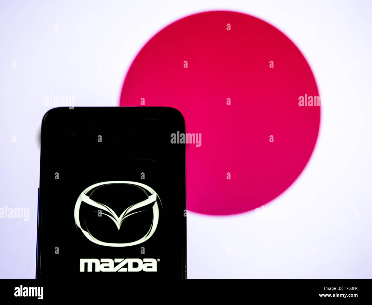 L'Ukraine. 4 mai, 2019. Sur cette photo, l'illustration a Mazda Motor Corporation vu le logo affiché sur un smartphone. Crédit : Igor Golovniov SOPA/Images/ZUMA/Alamy Fil Live News Banque D'Images