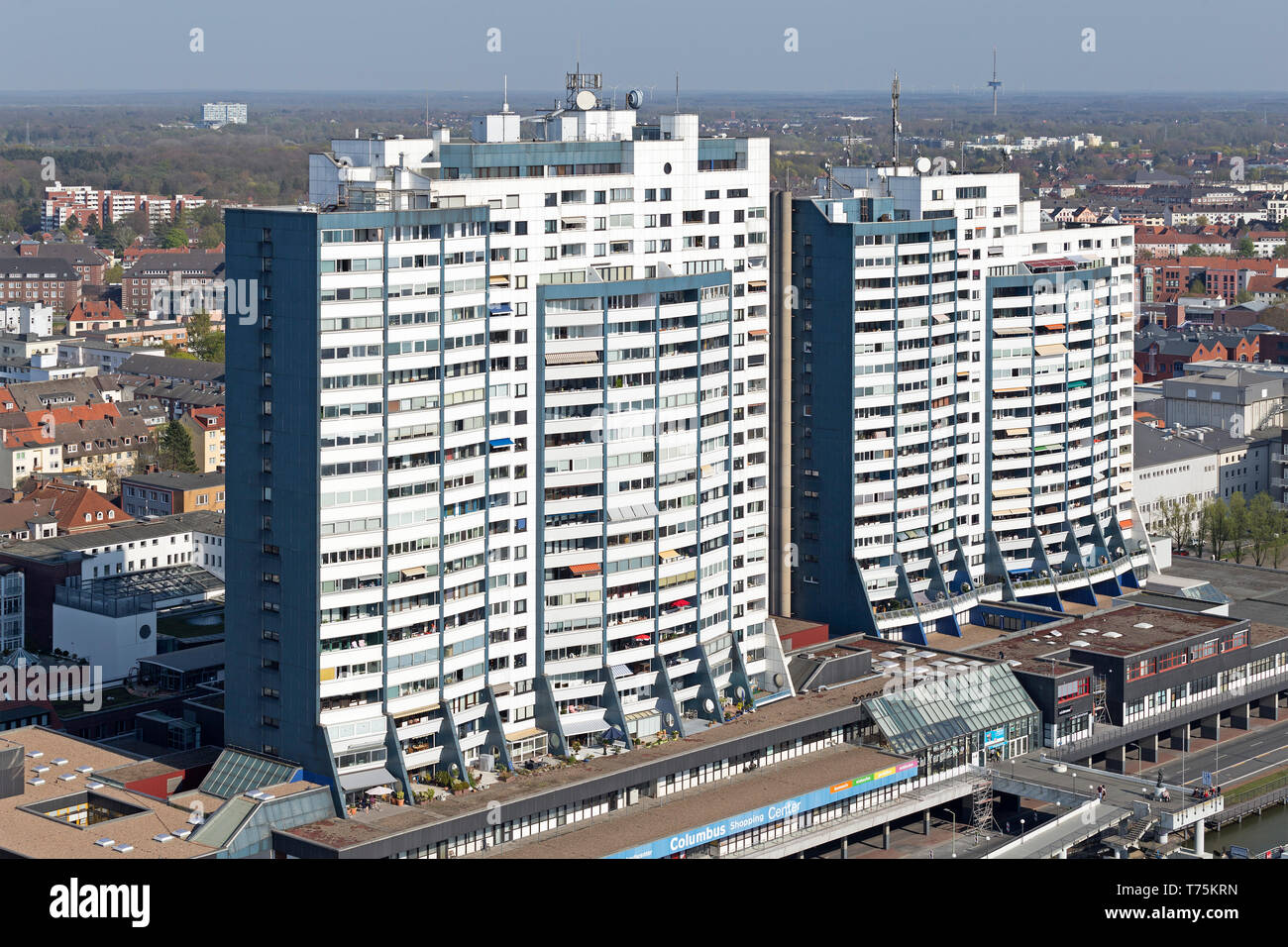 Avis de Columbus Centre à partir de la plate-forme d'observation de l'ATLANTIC Hotel Sail City, Bremerhaven, Brême, Allemagne Banque D'Images