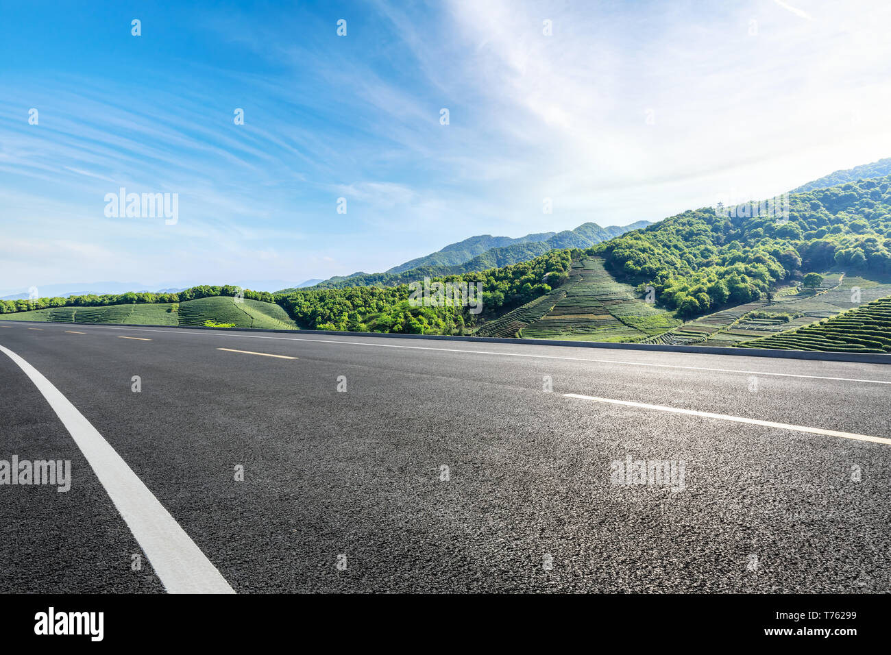 Nouvelle route et route de montagne magnifique paysage naturel Banque D'Images