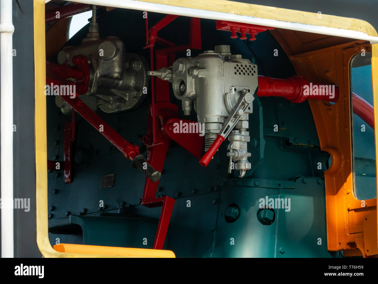 Distributeur de gros plan de locomotive à vapeur. Valves directionnelles permettre à la vapeur de circuler à travers le système d'entraînement du moteur de locomotive à vapeur. Railway Banque D'Images