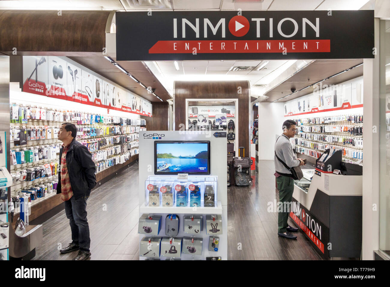 Miami Florida,International Airport MIA Inside,shopping shopper shoppers magasins marché marchés achats vente, magasins de détail magasins busi Banque D'Images