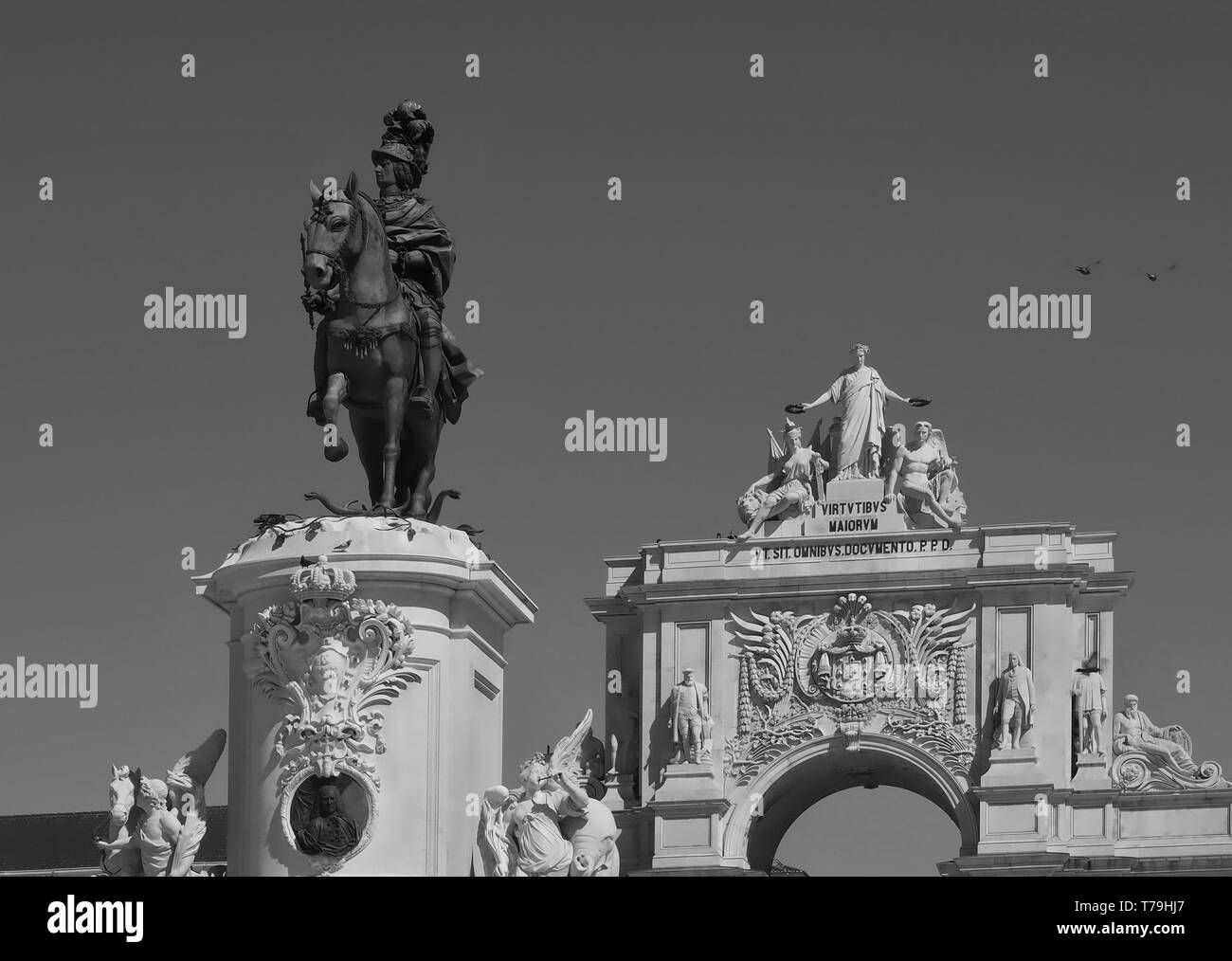 Arco da Rua Augusta at Praca do Comercio à Lisbonne Banque D'Images