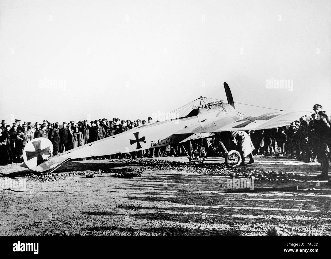 Une armée de l'air allemand Fokker E.III de la Première Guerre mondiale. Photographie en noir et blanc prises en 1916. Banque D'Images