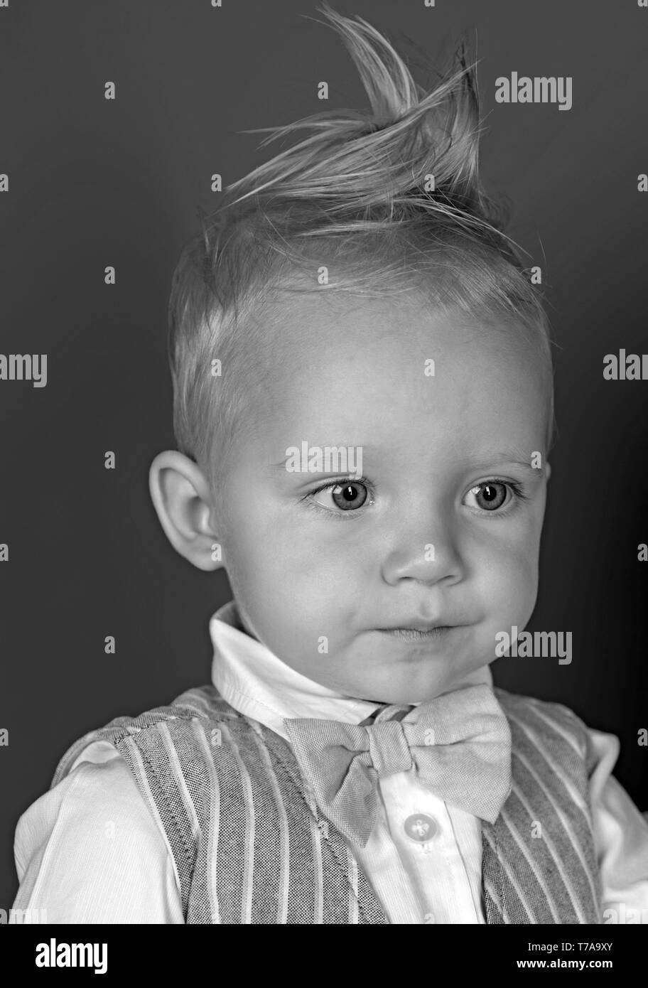 Salon De Coiffure Pour Enfants Banque D Images Noir Et Blanc Alamy Salon De Coiffure Pour Enfants Banque D Images Noir Et Blanc Alamy