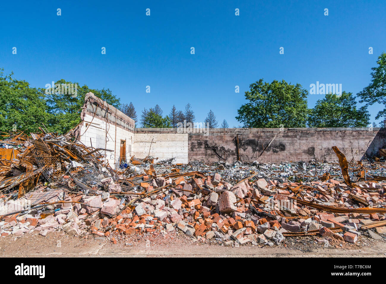 Les vestiges d'une liquor store au paradis, en Californie après le feu de forêt a détruit la majorité de la ville en décembre 2018. Dans Banque D'Images