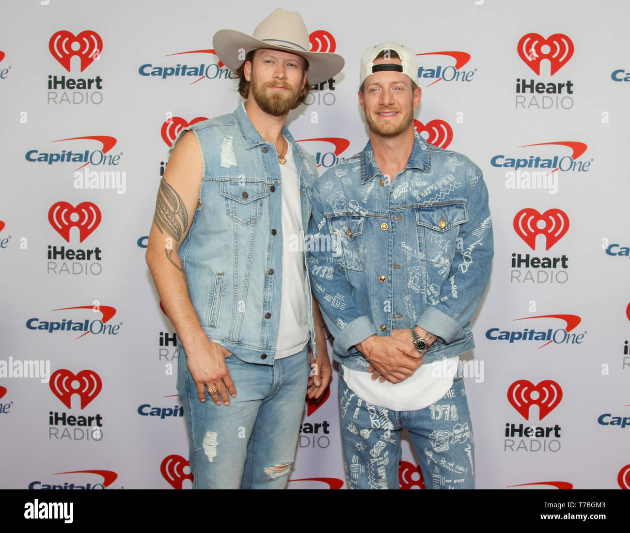 AUSTIN, TX - Mai 04 : Brian Kelley et Tyler Hubbard de Floride Géorgie arrivent à la ligne 2019 iHeartCountry Festival à la Frank Erwin Center le 4 mai 2019 à Austin, Texas. Photo : Chris/MediaPunch Tello/imageSPACE Banque D'Images