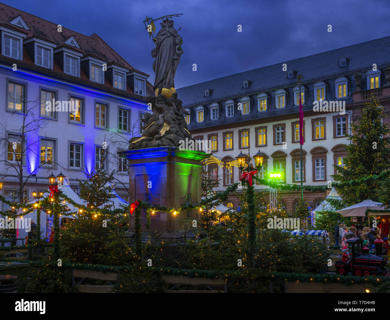 Marché de Noël au Kornmarkt à Heidelberg, Allemagne Banque D'Images