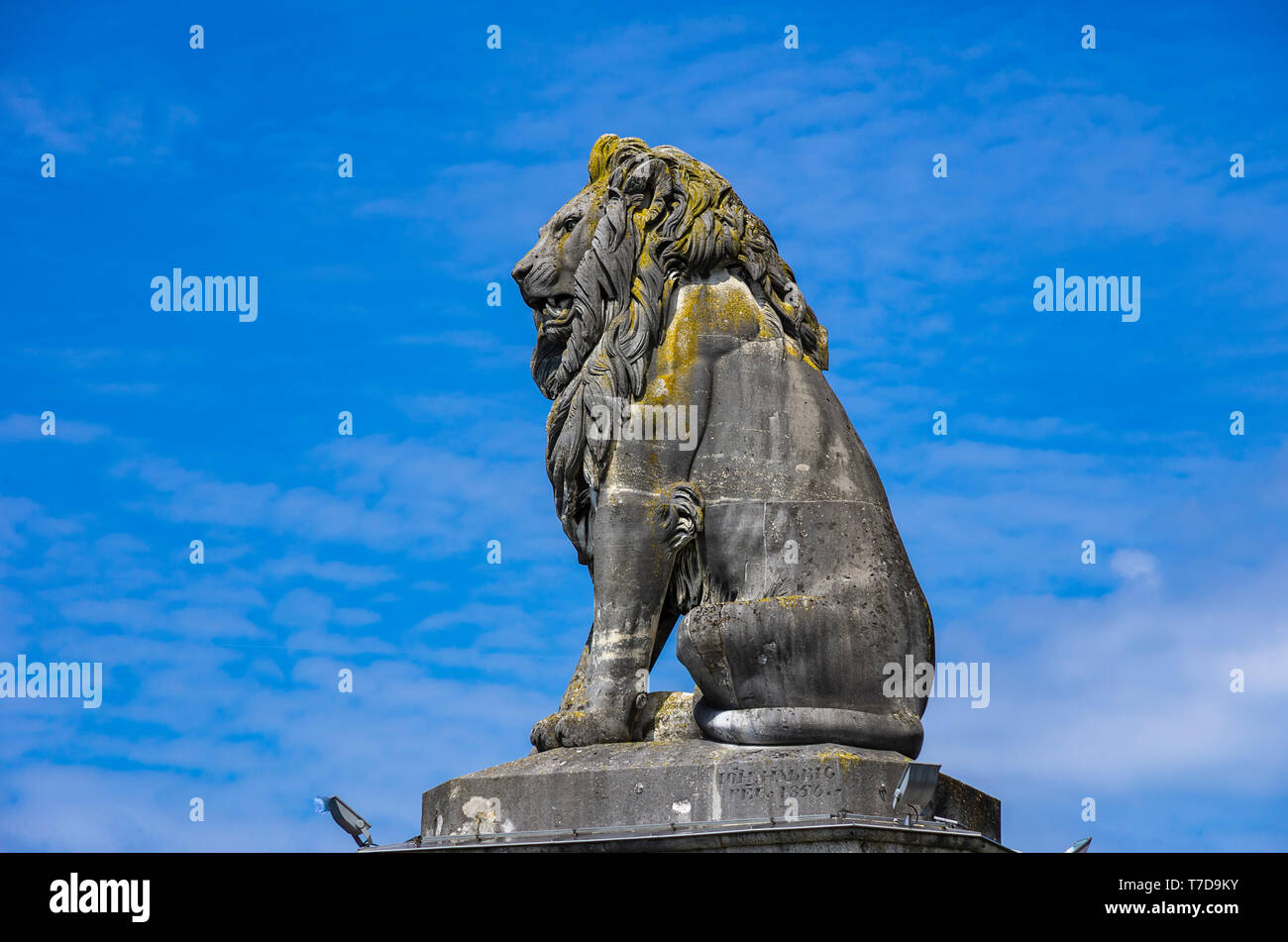 Statue du Lion de Bavière au bord de l'entrée du port de Lindau, sur le lac de Constance, Bavière, Allemagne, Europe. Banque D'Images