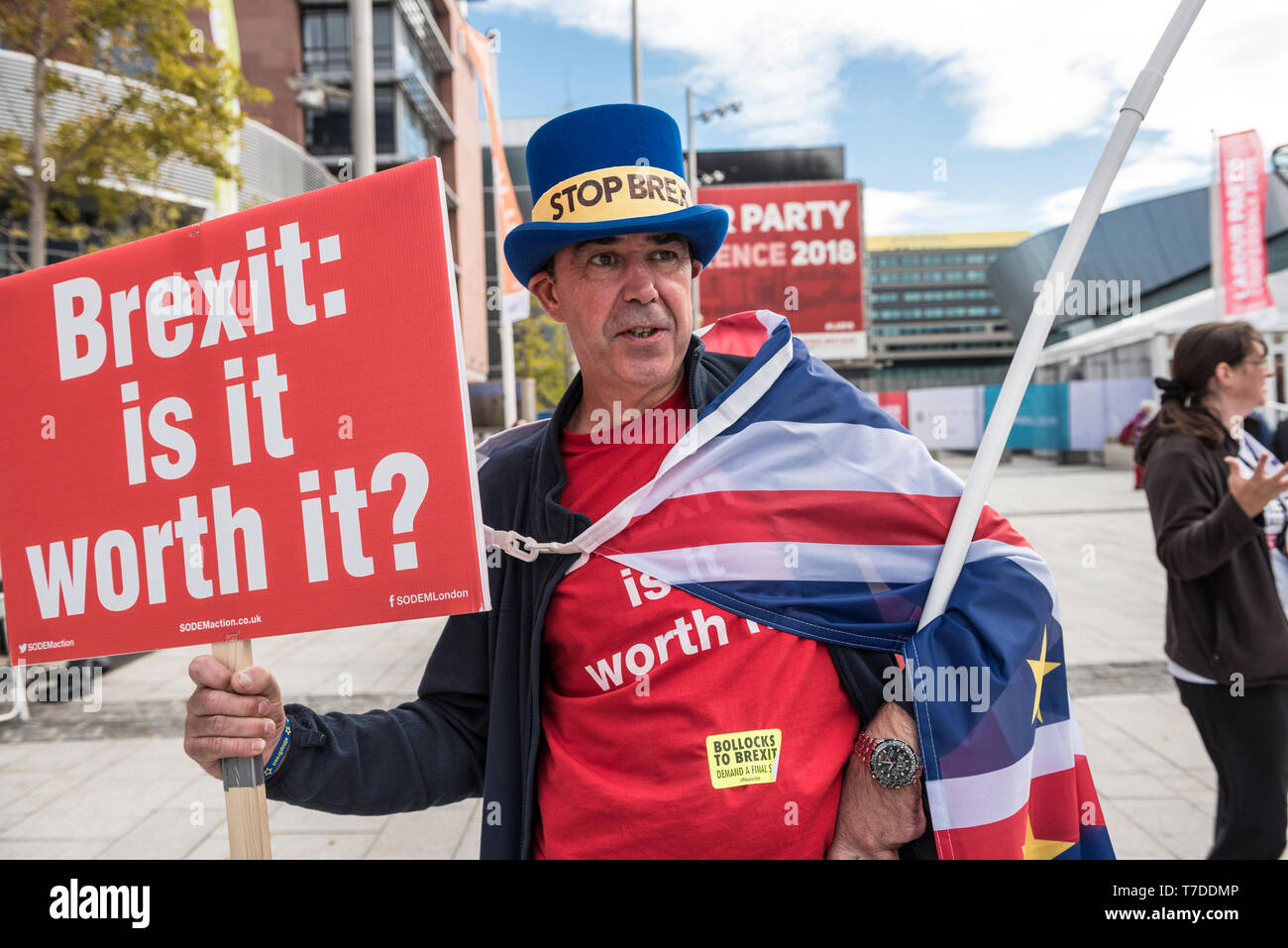 Liverpool, Angleterre 25 septembre 2018, la Conférence internationale du Travail, l'Arena Centre de Conférence Albert Docks. Steve Brey 'Stop' Brexit en dehors des rassemblements de campagne Banque D'Images