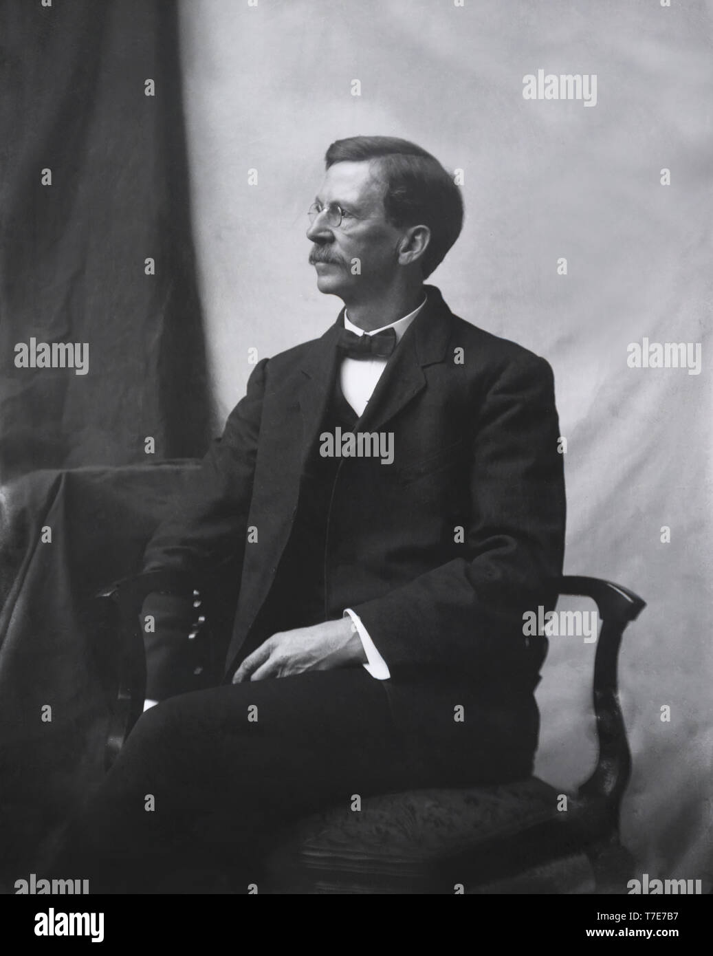 Levin Corbin Handy (1855-1932), photographe américain, Portrait assis, prises entre 1880 et 1895 Banque D'Images