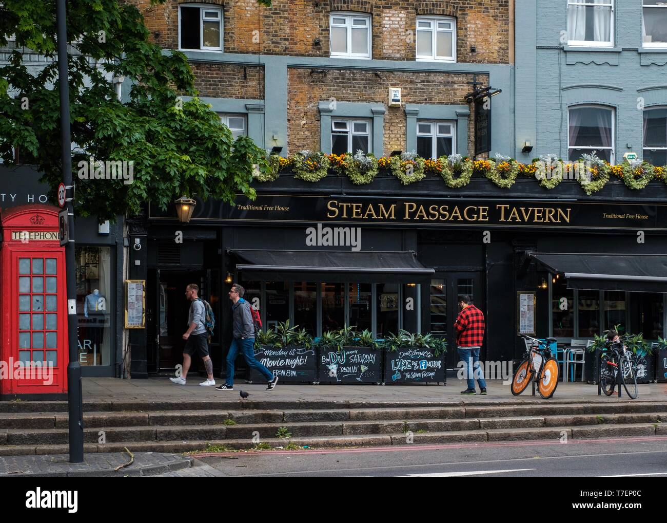 Le passage de vapeur tavern, Upper Street, Londres Banque D'Images