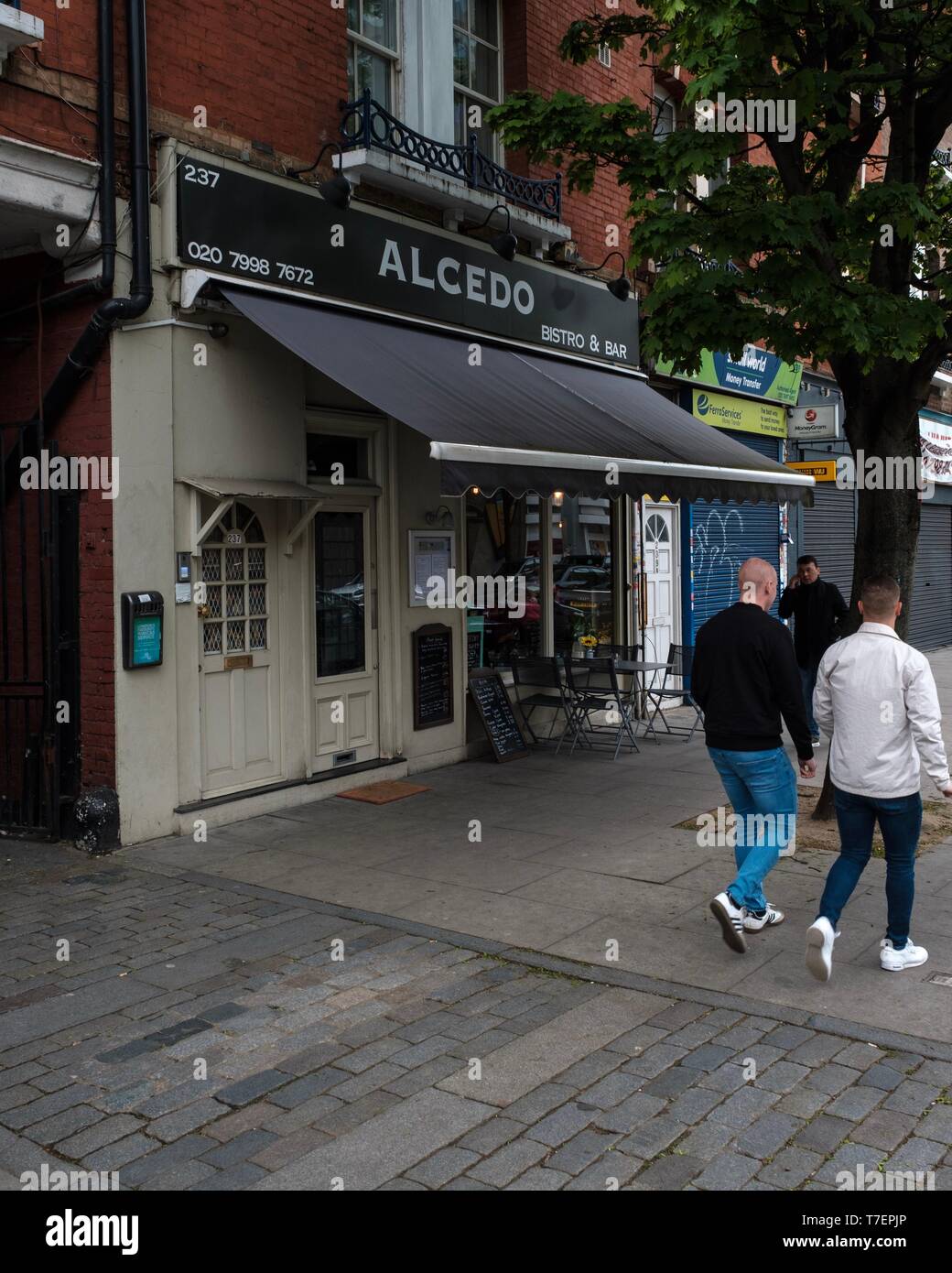 Alcedo bar, Holloway Road, London Banque D'Images