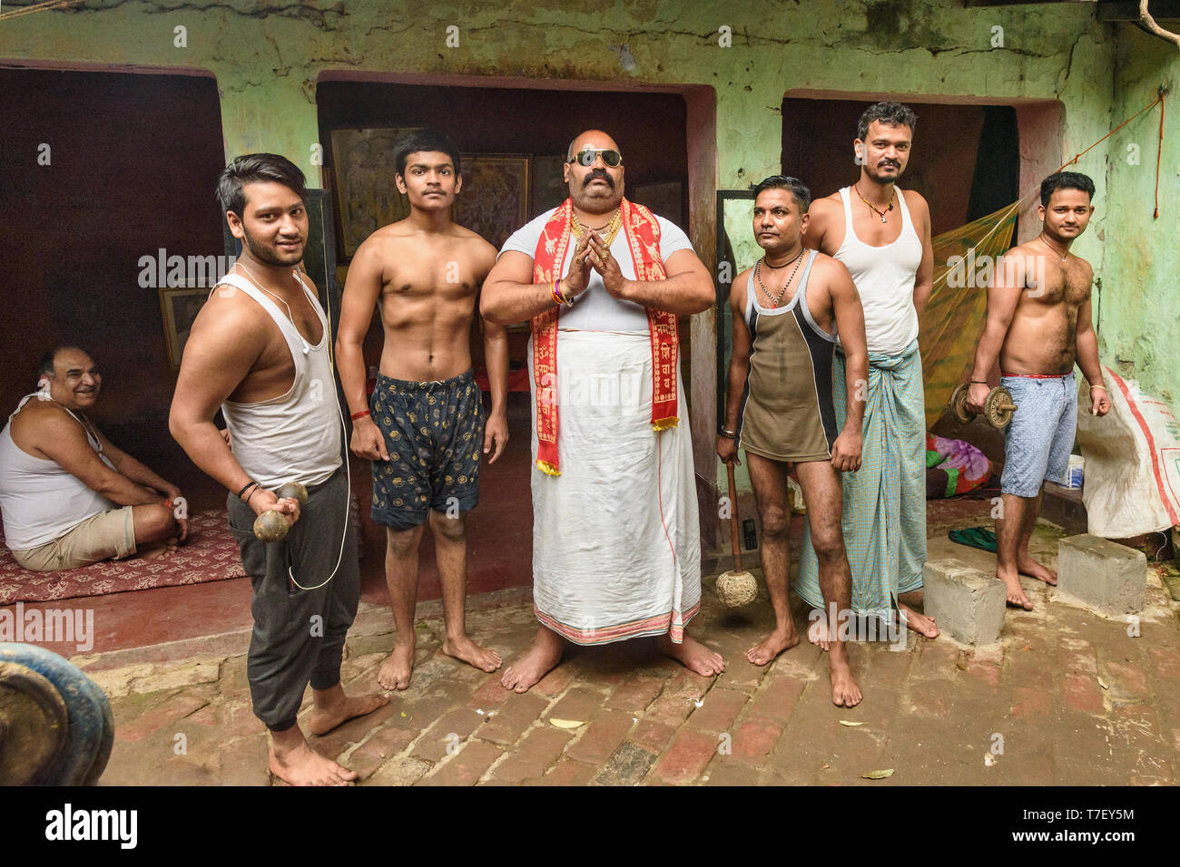 Kolkata, Inde - 14 mars 2019 : lutteurs Kushti trainining akhara dans tous les jours après. Ou Kushti Pehlwani est une forme traditionnelle de la lutte en Inde. Banque D'Images