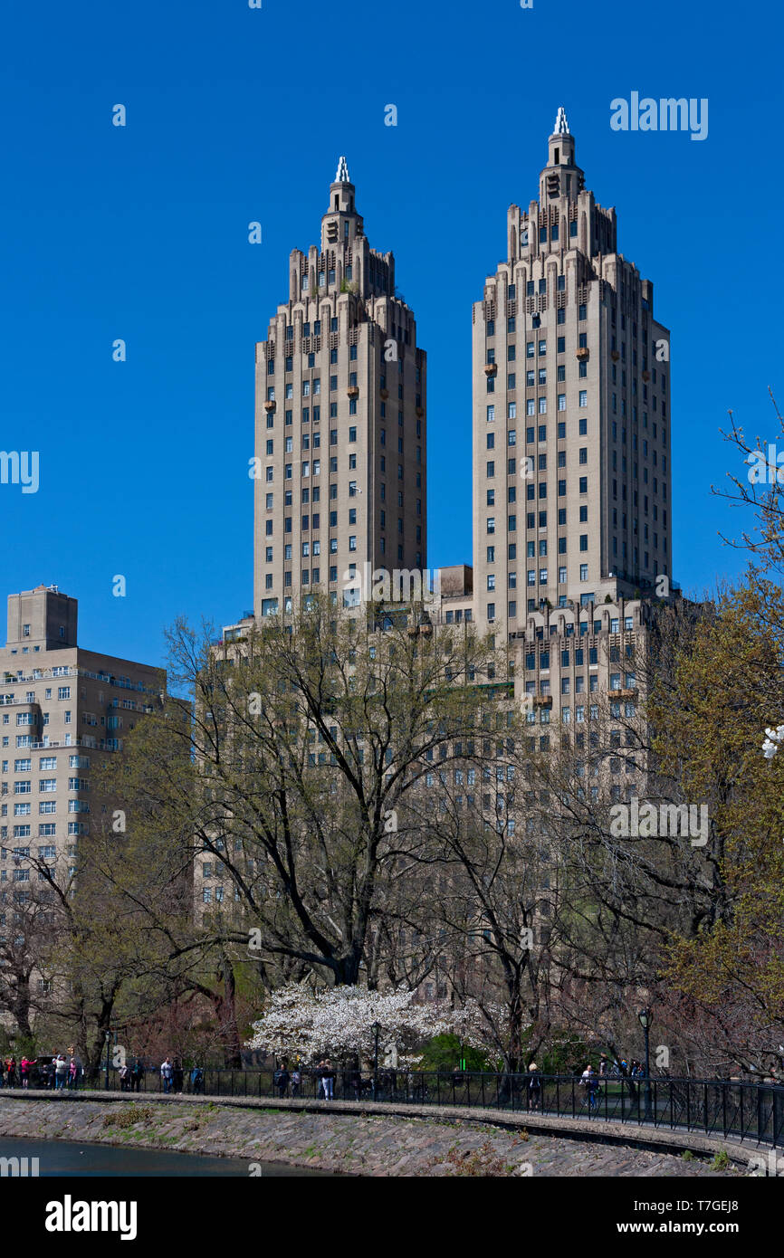 L'Eldorado Building, Central Park West, Upper Manhattan, New York City, USA Banque D'Images