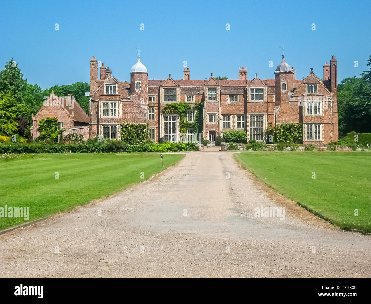 Long Melford, Suffolk, Royaume-Uni, juin 1, 2009 : Kentwell Hall, un manoir Tudor, construite au début du xvie siècle par la famille Clopton. Banque D'Images