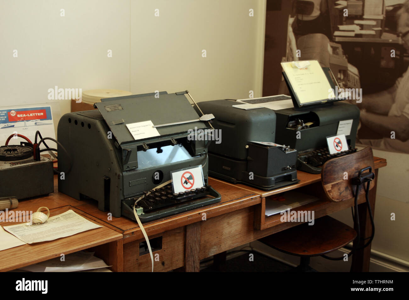 Teletype machines Banque de photographies et d’images à haute ...