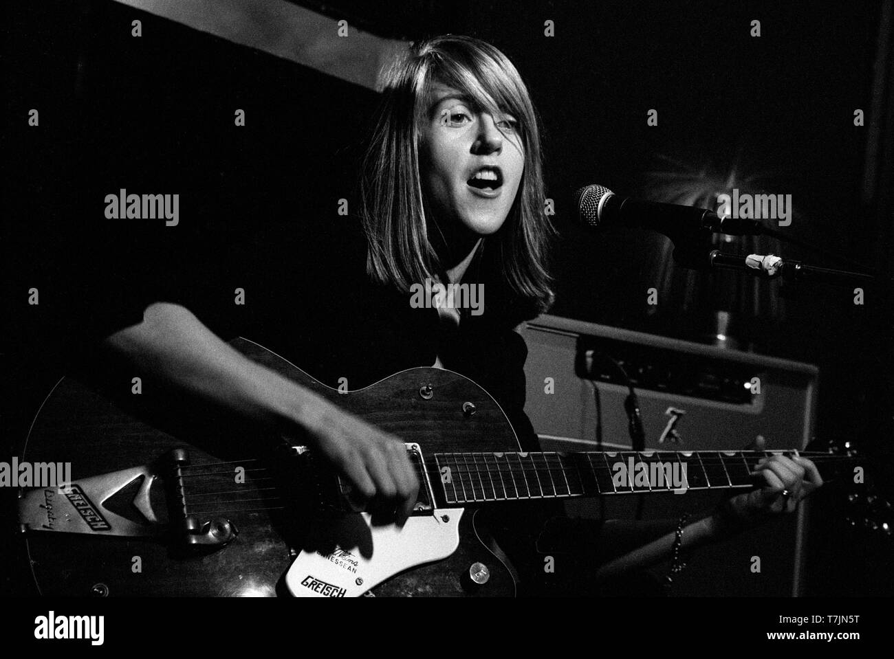 Liz Phair auteur-compositeur dans un studio, l'enregistrement d'Whitechocolatespaceegg de Chicago, en 1997. Banque D'Images