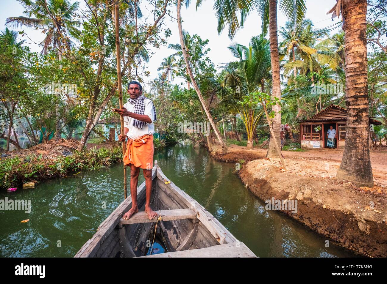 L'Inde, Etat du Kerala, district de Kollam, Munroe island ou Munroturuttu, Inland Island au confluent de la Rivière du lac Ashtamudi et Kallada, backwaters (lagunes et canaux réseaux) visites en bateau Banque D'Images