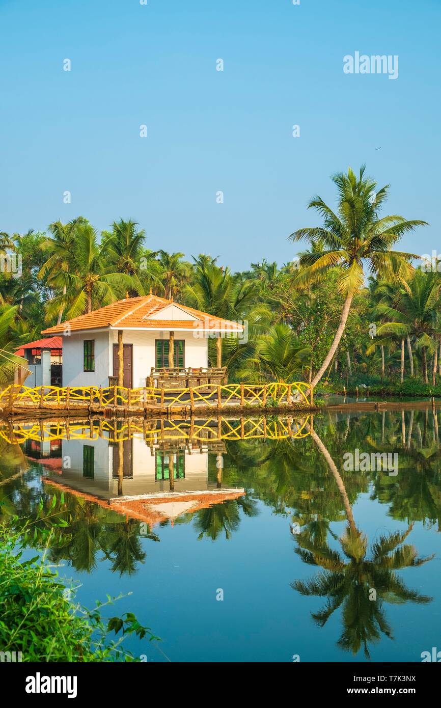 L'Inde, Etat du Kerala, district de Kollam, Munroe island ou Munroturuttu, Inland Island au confluent de la Rivière du lac Ashtamudi et Kallada, Munroe Island Lake Resort guest house Banque D'Images