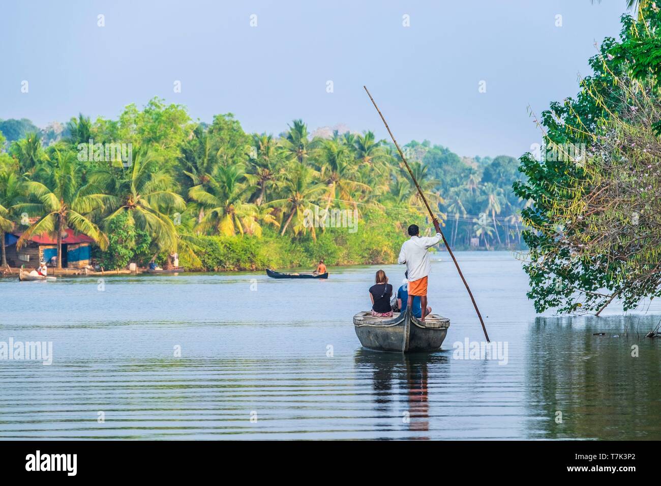 L'Inde, Etat du Kerala, district de Kollam, Munroe island ou Munroturuttu, Inland Island au confluent de la Rivière du lac Ashtamudi et Kallada, backwaters (lagunes et canaux réseaux) visites en bateau Banque D'Images