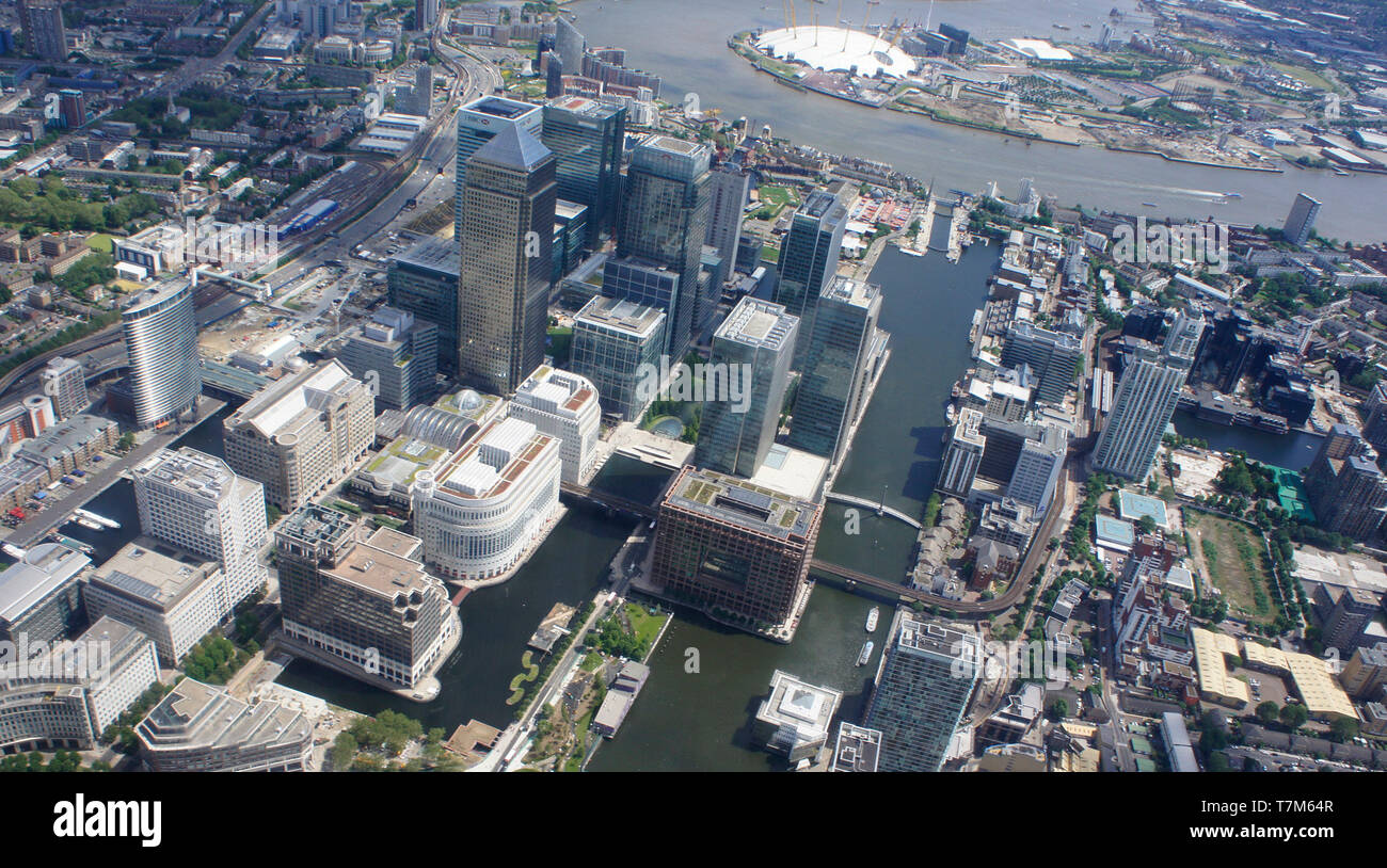 Canary Wharf à partir de l'Air montrant quartier financier de Londres, le Docklands Banque D'Images