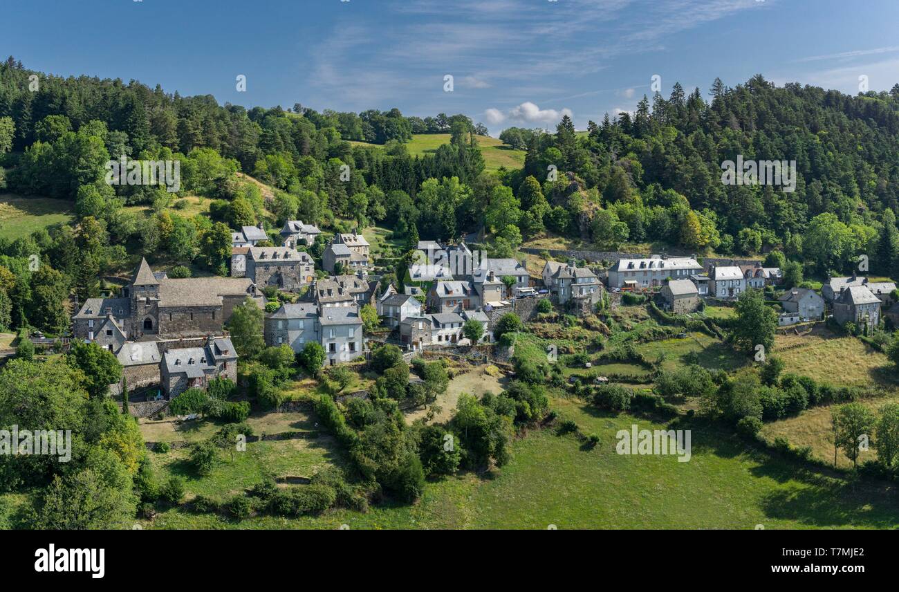 le-village-de-tournemire-aerien-banque-de-photographies-et-d-images