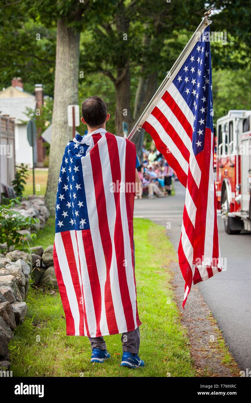 United States, New England, Massachusetts, Cape Ann, Rockport, quatrième de juillet Parade, drapeaux américains Banque D'Images