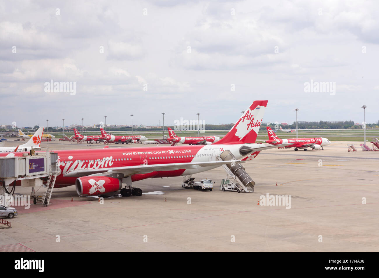 L'Asie de l'air les avions à l'aéroport Don Muang, Bangkok, Thaïlande Banque D'Images